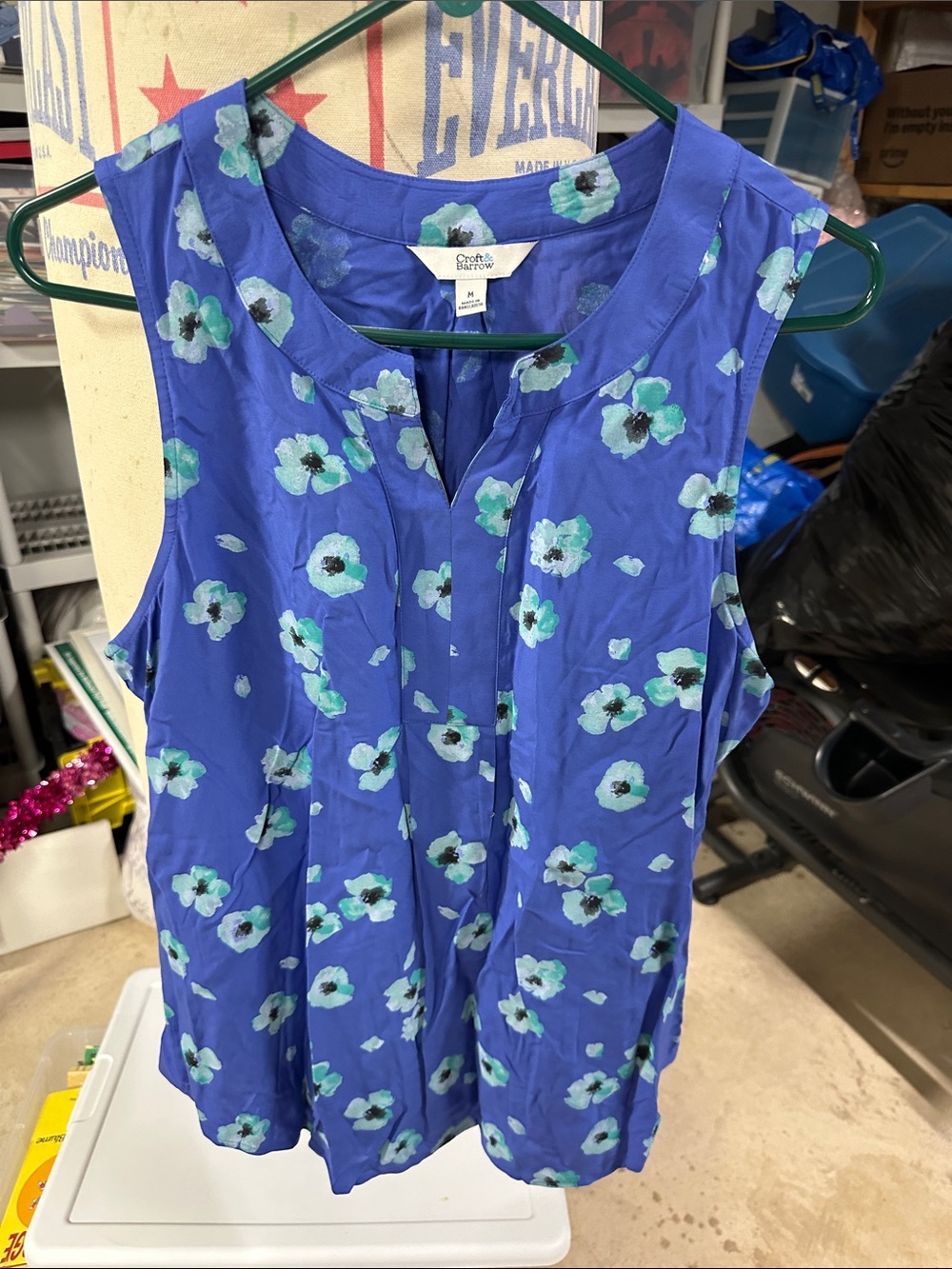croft & barrow Blue Floral Sleeveless Top